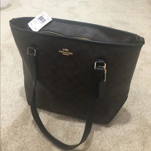 NWT Coach Purse